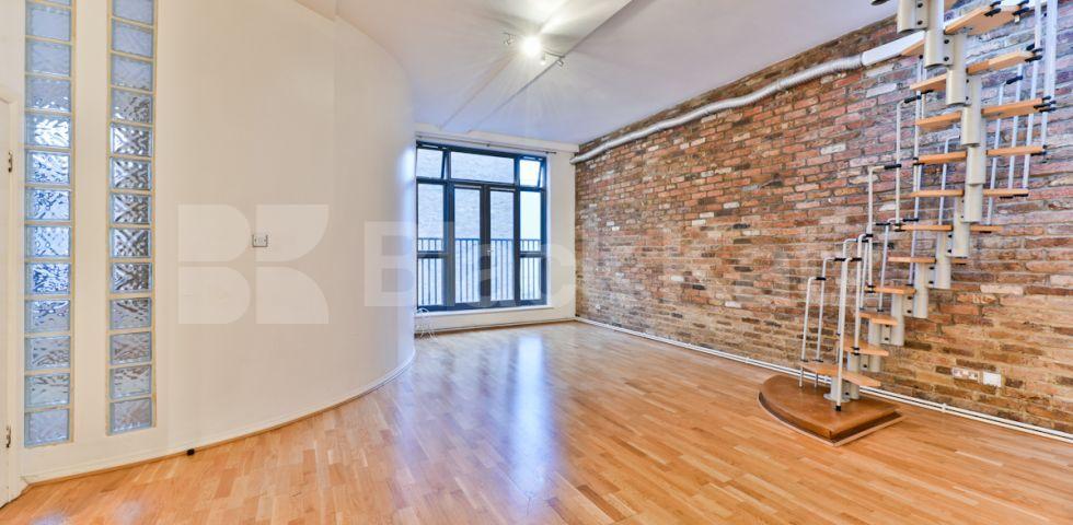 			NEW , 2 Bedroom, 1 bath, 1 reception Flat			 BRITANNIA LOFTS-BANNER STREET, CLERKENWELL-OLD STREET-SHOREDITCH